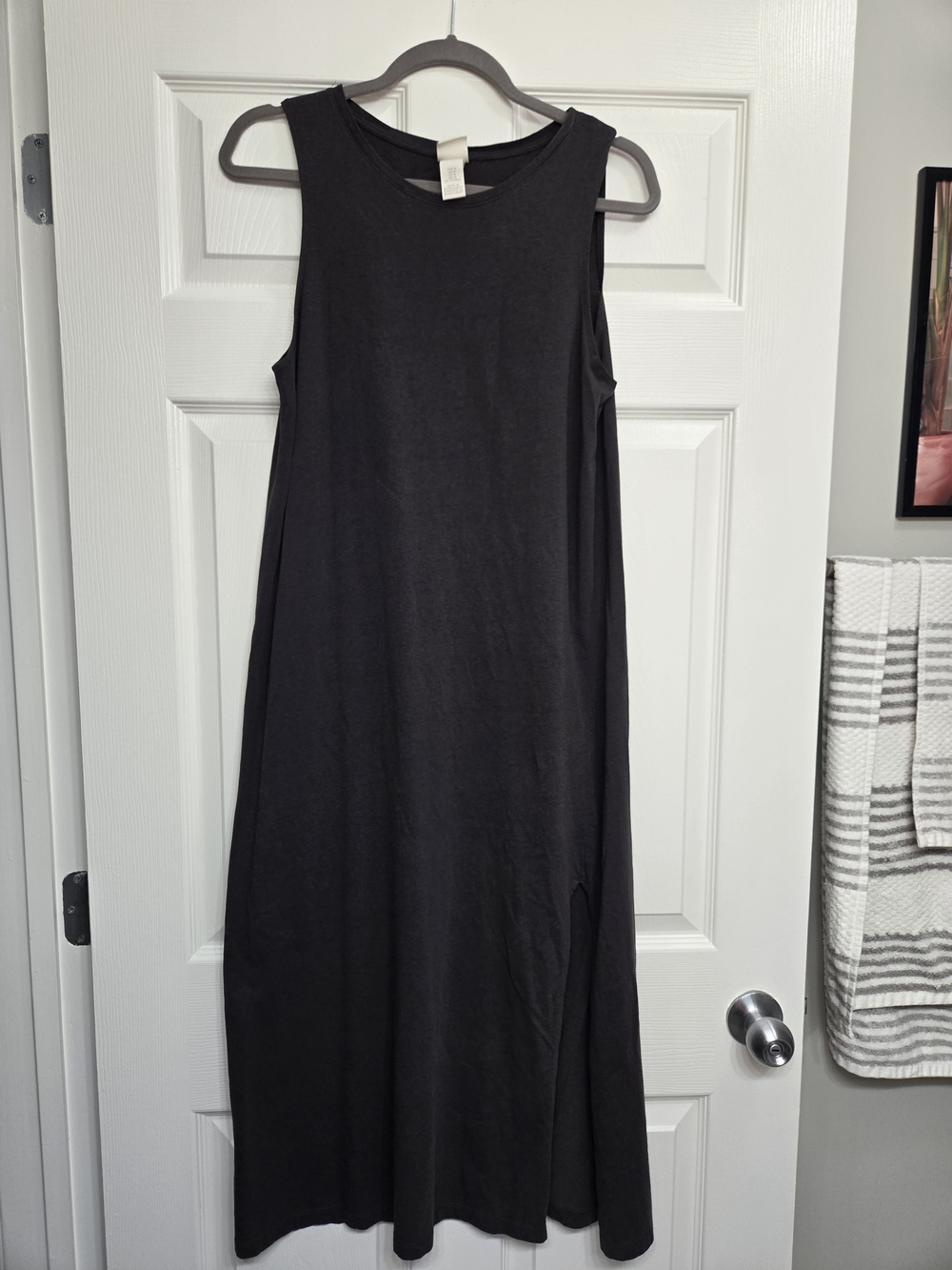 H&M Black Sleeveless Maxi Dress